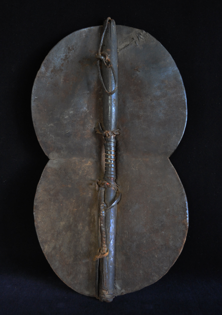 Sukuma shield back