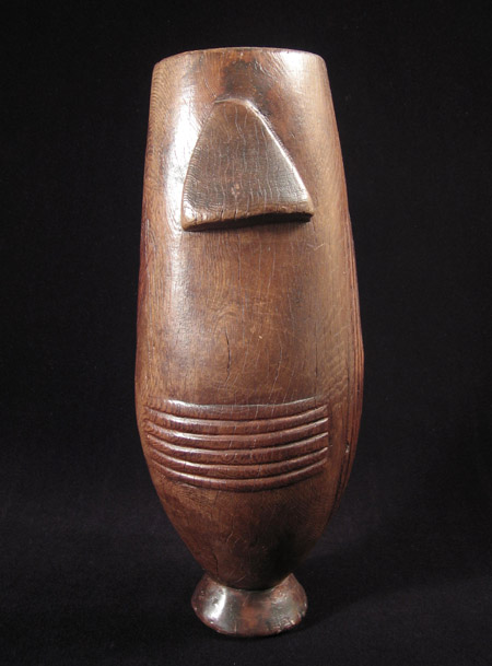 African Tribal Art - Wood vessel, itunga, Kwazulu-Natal, South Africa, right