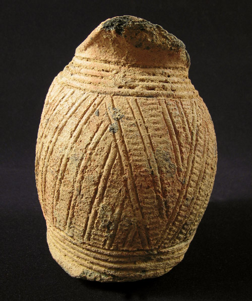 African Tribal Art - Terracotta headrest, Qua/Calabar, right