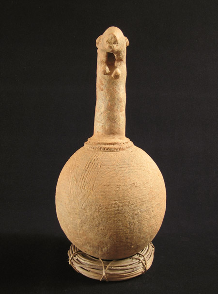 Tribal Art - Terracotta bird, Bankoni, Mali, front