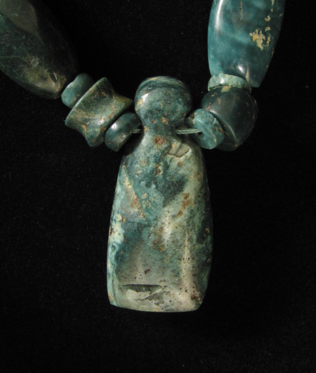 Art of the Americas -  Blue jade necklace, Costa Rica, pendant back