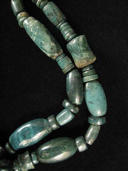 Art of the Americas -  Blue jade necklace, Costa Rica, detail