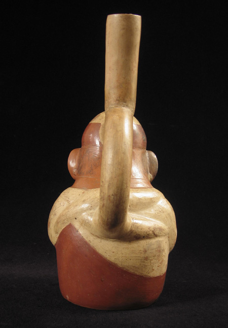 Art of the Americas -&nbsp;Figural stirrup vessel, Moche, Peru, back