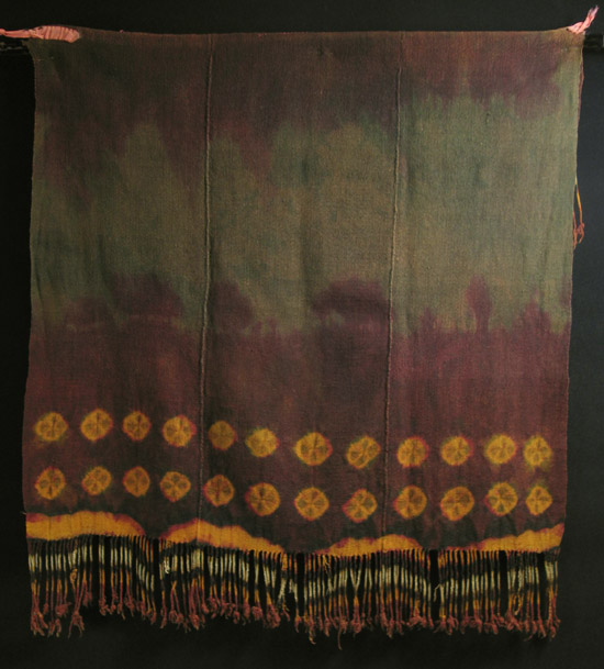 Asian Tribal Art - Wool shawl, Ladakh, India, back view