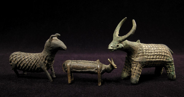 Asian Tribal Art - Bronze animal figures, Kondh, Orissa, India, left