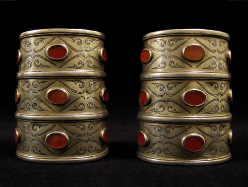 Asian Tribal Art - Silver cuffs, Turkoman, Central Asia
