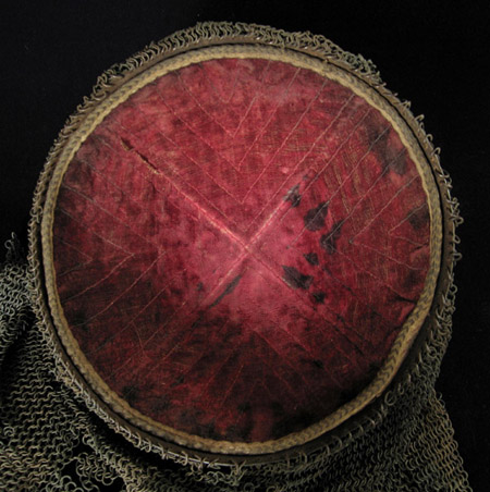 Asian Tribal Art - Helmet with chainmail, India, interior