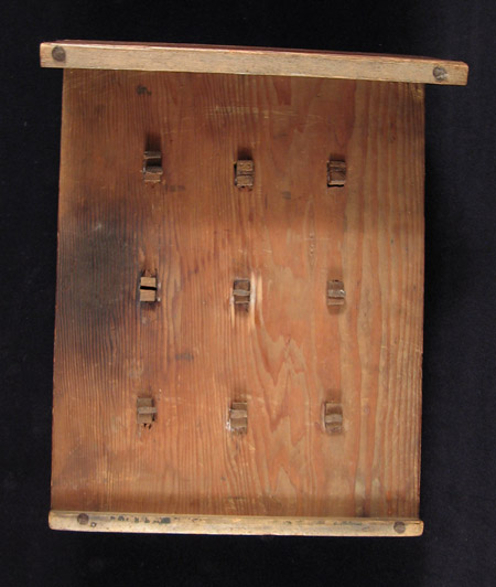 Asian Tribal Art - Ring toss game board, Japan, back