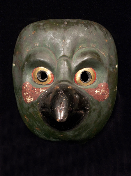 Karasu Tengu Mask, front view