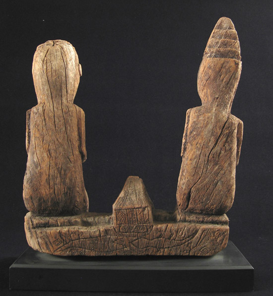 Indonesian Tribal Art - Shrine figures, Anadeo, Central Flores, back