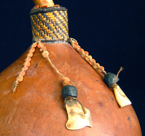 Oceanic Art - Lime gourd, Massim, Papua New Guinea, detail