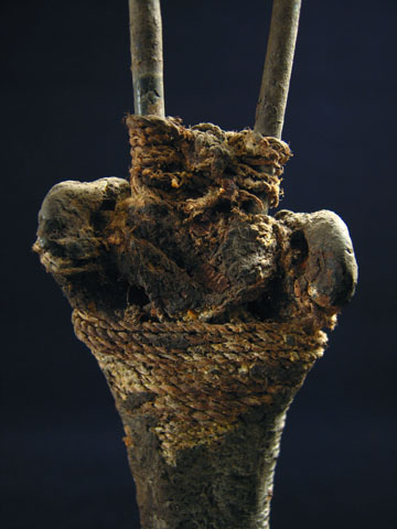 Oceanic Art - Cassowary bone dagger, Abelam, Papua New Guinea, detail