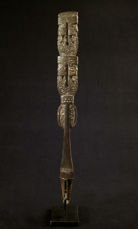 Oceanic Art - Lime spatula, Massim, Papua New Guinea, back