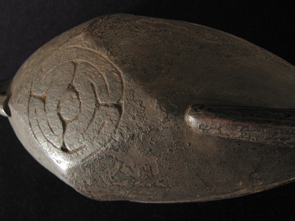 Oceanic Art - Wood bowl, Schouten Island, Papua New Guinea, bottom