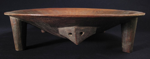 Oceanic Art - Wood kava-kava bowl, Fiji Islands, side view