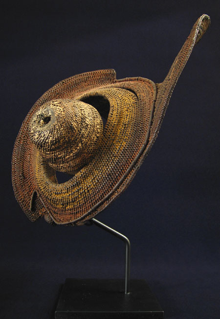 Oceanic Art - Yam mask, Southern Abelam, Papua New Guinea, right side view